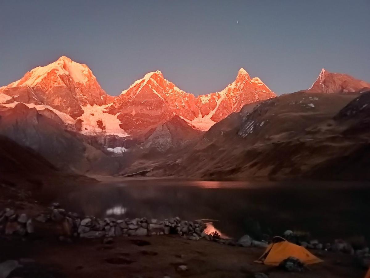 El Amauta De Los Andes Lodging Erik House 瓦拉斯 外观 照片