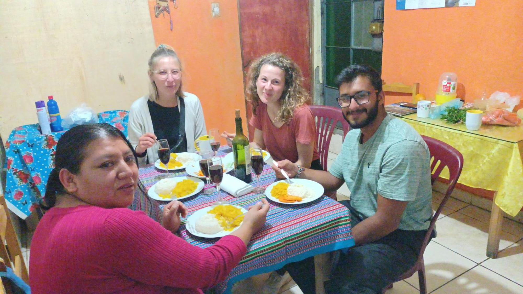 El Amauta De Los Andes Lodging Erik House 瓦拉斯 外观 照片